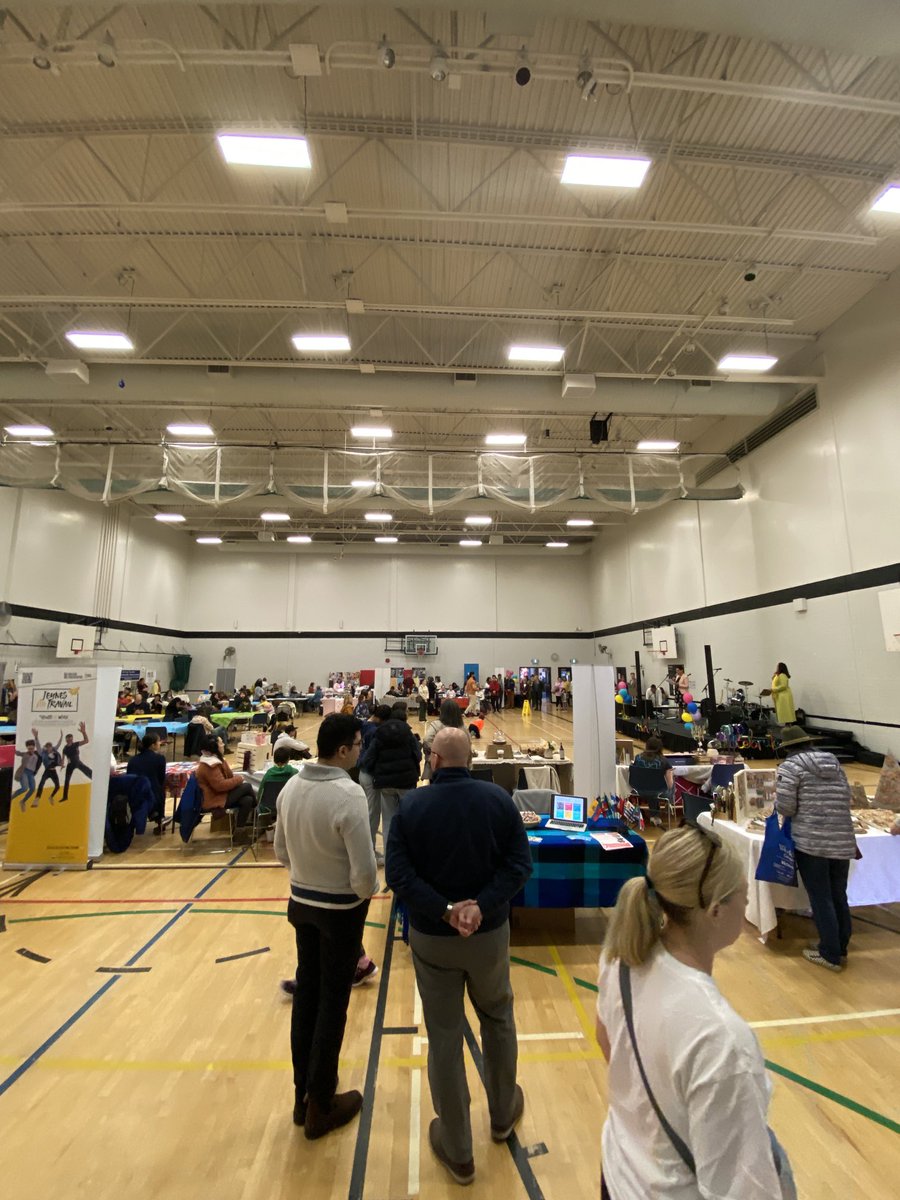 gvpdac's tweet photo. ⁦@gvpdac⁩ is thrilled to be at the Welcome Day Newcomers Fair ⁦@saanich⁩ Commonwealth Place! Happy to see our friends from VICCIR. https://t.co/1VM3jBQxSw