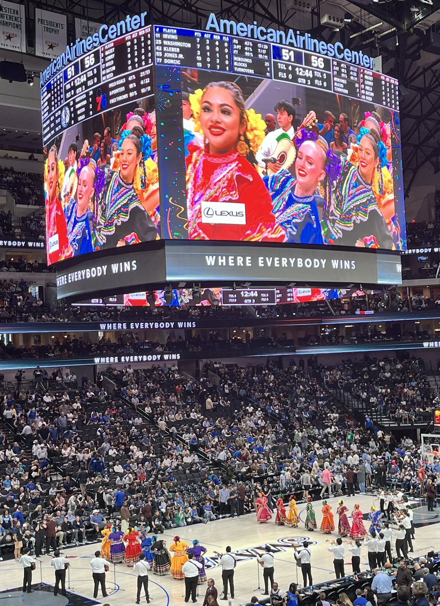 It was such a treat to watch the Bryan Adams Mariachi and Dance Company at the Dallas Mavericks game today. Incredible talent and infectious energy! @MurilloDebbie1 @DrElenaSHill @Dallasacademics