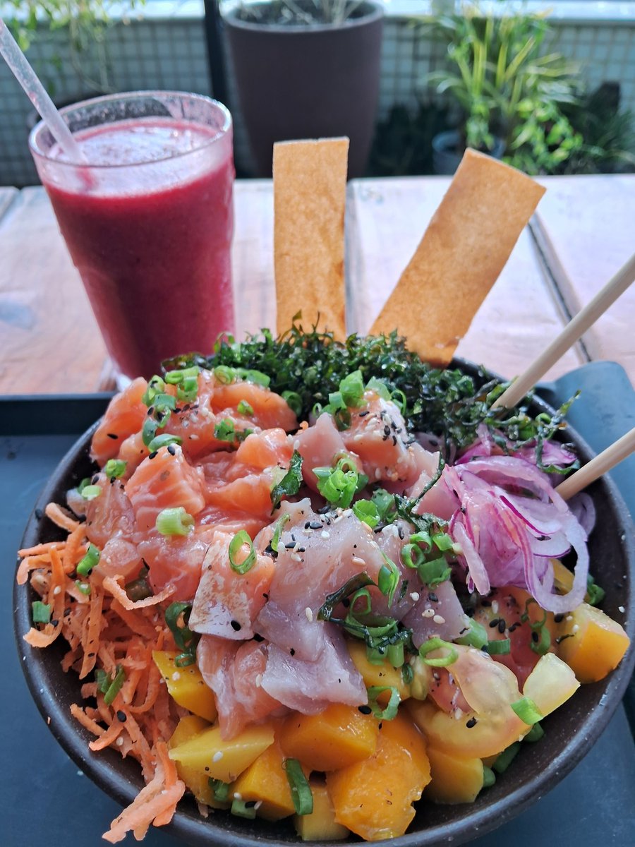 Ciro_biomass's tweet image. Fumingo ☯️
#pokebowl
#tuna 
#terpy