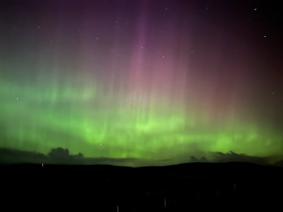 Stunning aurora on North Uist. #aurora #northernlights