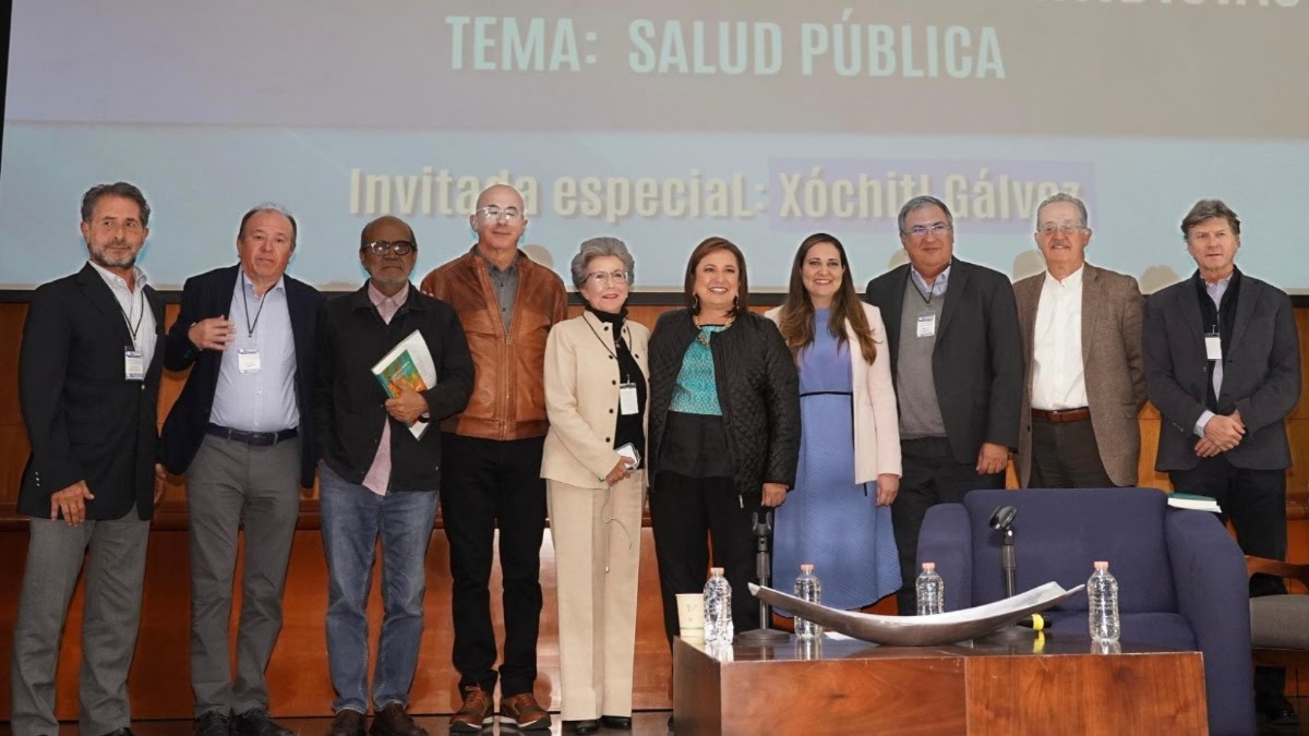 Hemos reunido al mejor grupo de expertos para construir el Proyecto de Salud de <a href="/XochitlGalvez/">Xóchitl Gálvez Ruiz</a> ❤

En la 4T no escuchan a nadie

Por eso Xóchitl abrió las puertas para el diálogo con pacientes, sociedad civil, profesionales de la salud, investigadores y el sector privado

¡Solo