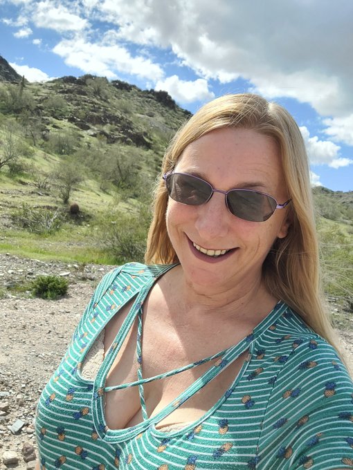 Beautiful day in Phoenix ⛅ https://t.co/jcGWdYiKqI<a href="/tag/books"class="tags"><span>#books</span></a><a href="/tag/amazon"class="tags"><span>#amazon</span></a><a href="/tag/read"class="tags"><span>#read</span></a><a href="/tag/hotwife"class="tags"><span>#hotwife</span></a><a href="/tag/readingissexy"class="tags"><span>#readingissexy</span></a><a href="/tag/mrssexy"class="tags"><span>#mrssexy</span></a>