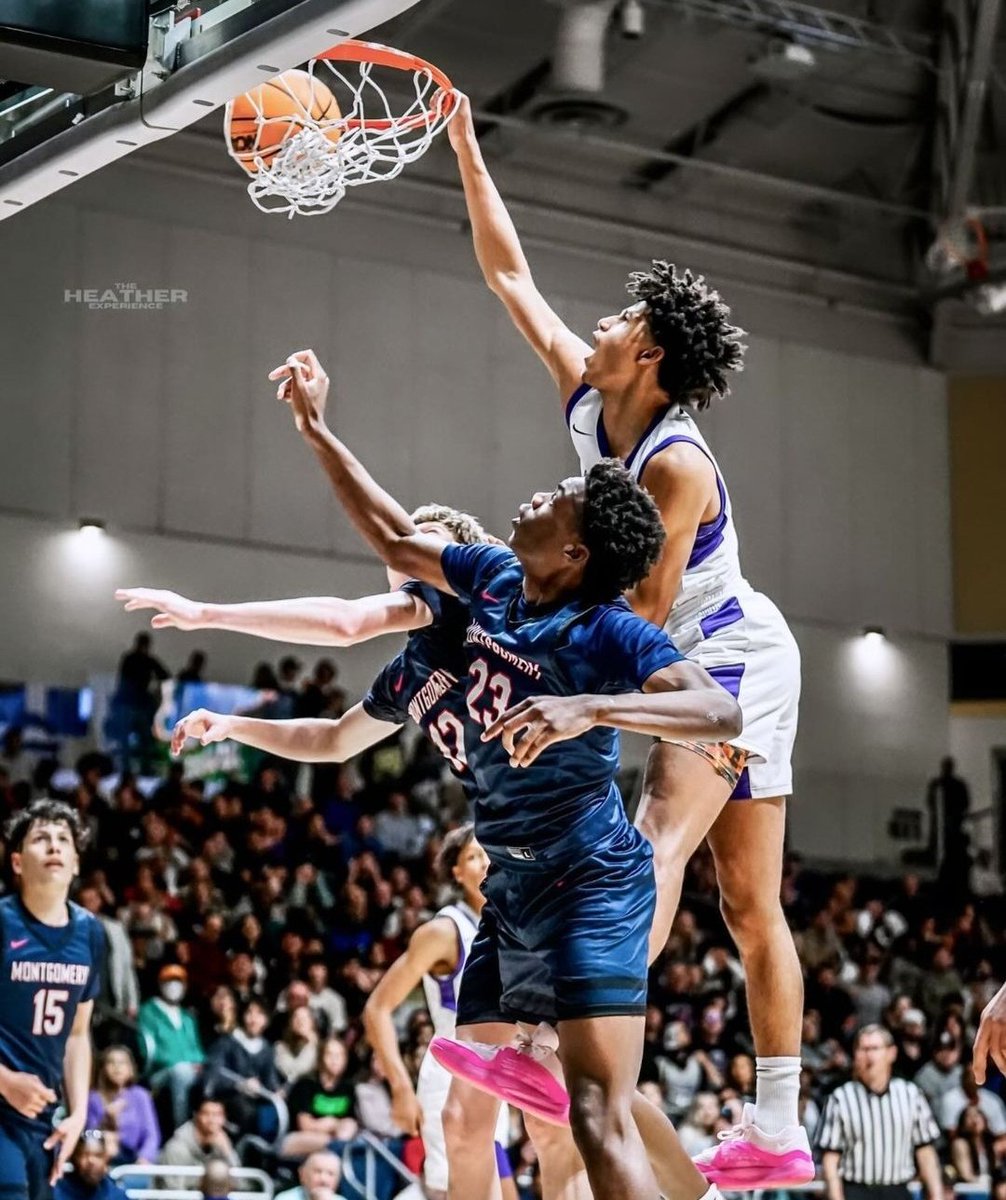 Unsigned senior G Tony Duckett had his crafty 3-level scoring, impactful defense and emerging athleticism on full-display on the biggest of stages, the CIF State Open Division. Duckett averaged 20 points against St Pius X/ St Matthias and Harvard Westlake this week. #GP