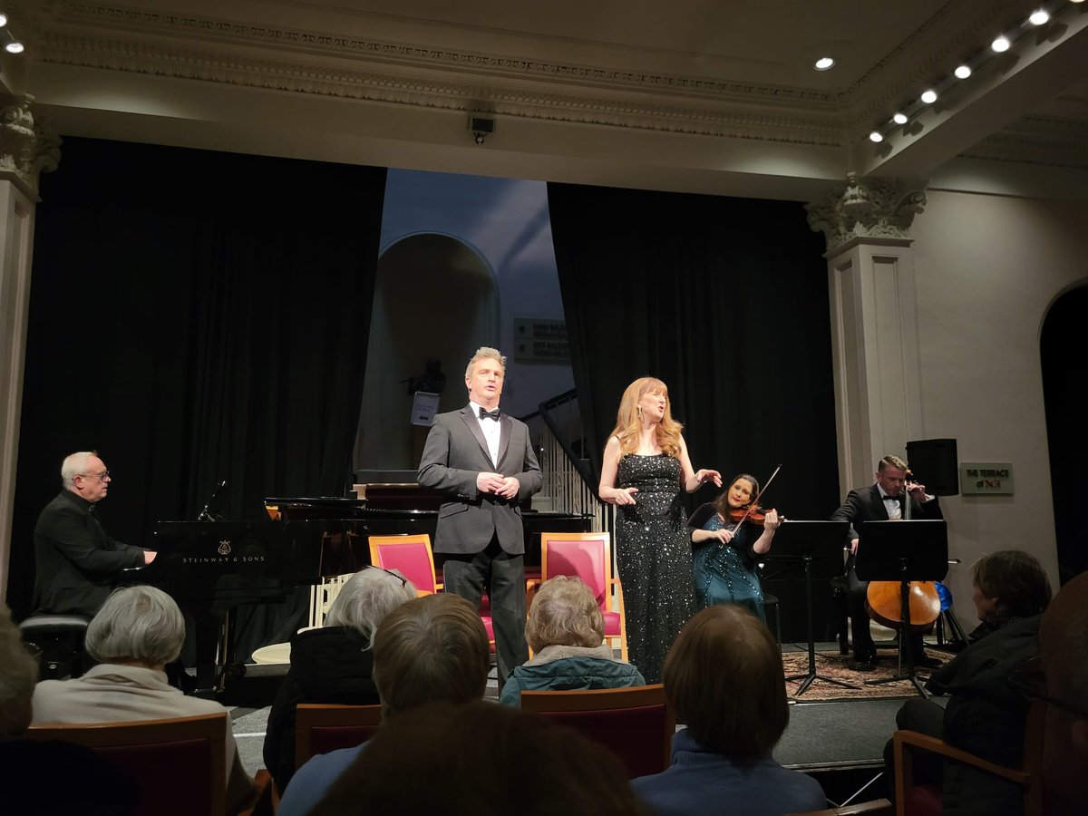 geraldperegrine's tweet image. #bluecello returned to @NCH_Music on Friday, for a special lunchtime recital presented by @SandraOman1 with @violyn21 @SimonMorganIRL #DavidWray.

Thanks to everyone who braved the snow to support this concert!