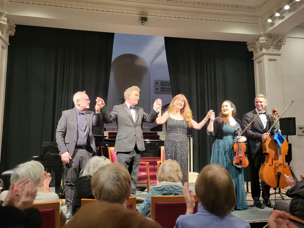 geraldperegrine's tweet image. #bluecello returned to @NCH_Music on Friday, for a special lunchtime recital presented by @SandraOman1 with @violyn21 @SimonMorganIRL #DavidWray.

Thanks to everyone who braved the snow to support this concert!
