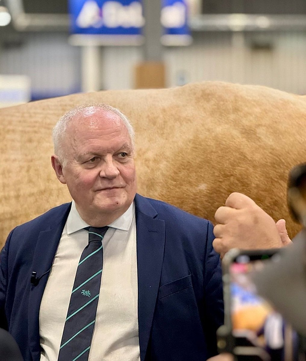 PepsicoGOAT's tweet image. Le seul homme qui pourra sauver notre France 🇫🇷 c'est @UPR_Asselineau, le reste ne sont que des faux opposants.
#Frexit #Asselineau #Elections2024 #Asselineau2024
