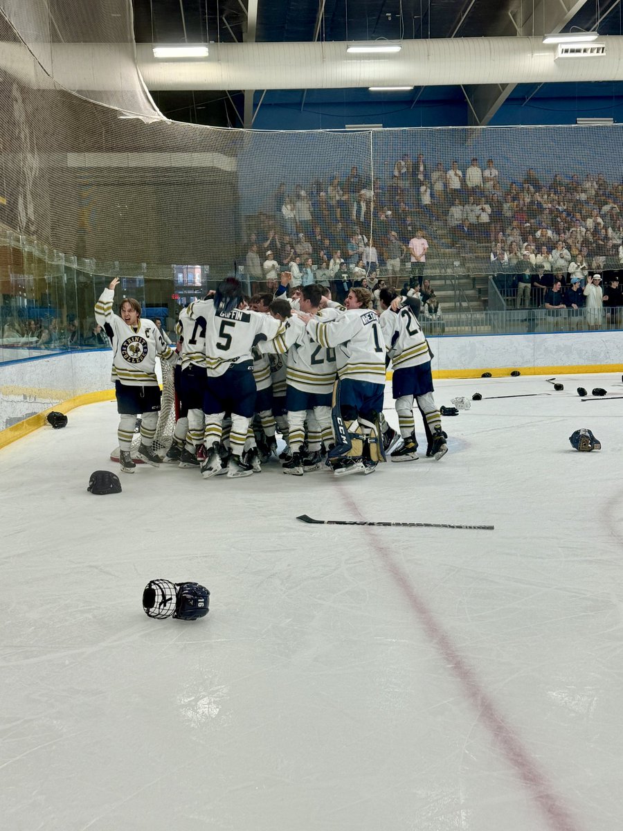 Trinity Men's Hockey tweet media