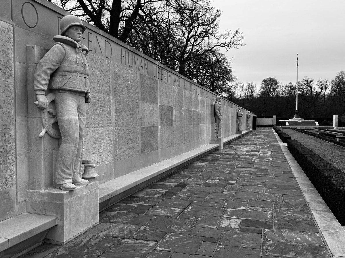 nigelgutgenug's tweet photo. 2 LT Charles K Jeanblanc of Illinois
1379 AAF BASE UNIT ATC died on this day 79 years ago, March 3rd 1945
American Cemetary, Madingley, Cambridgeshire
#warmemorial #cambridge #usaaf #usn #usarmy #usmc #uscg #WWII #wewillrememberthem #madingley https://t.co/rFu2UR6EQ4