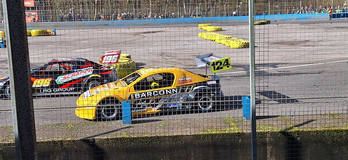 Great day at Aldershot. Congratulations to chris aldridge on winning both heats and final in the NHR. Its so great to have <a href="/GWOODERS/">GRAHAM WOODWARD 🎤🎙️</a> back on the mike commentating makes it special.