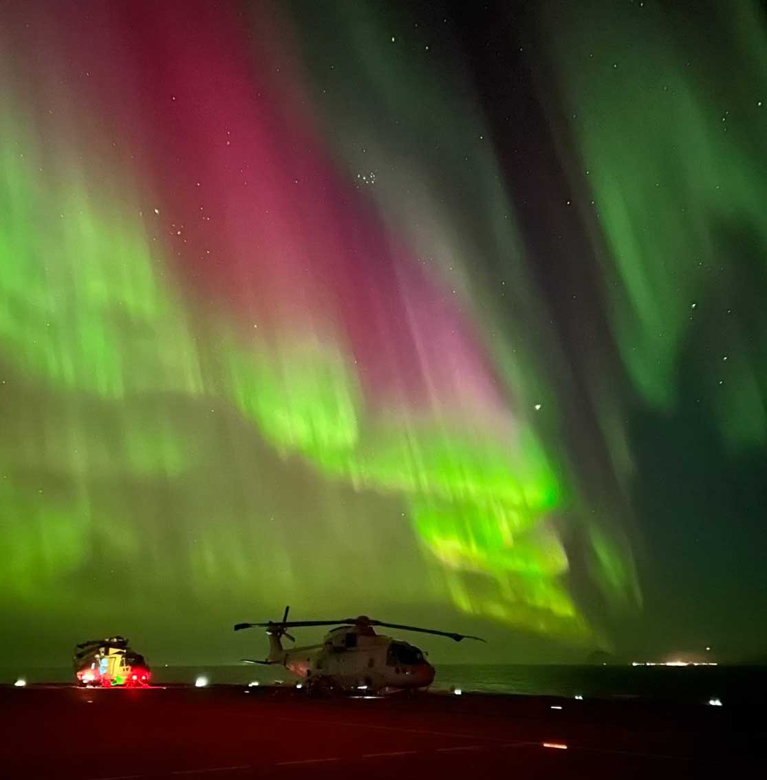 Spectacular Northern Lights seen from @HMSPWLS during operations in the high north #steadfastdefender2024