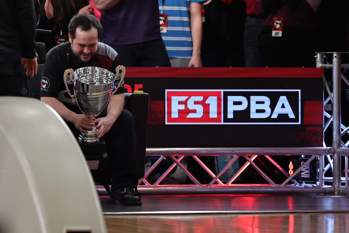 David Krol secured his inaugural @PBATour title by triumphing over Tomas Käyhkö in the PBA Delaware Classic, clinching the new champion crown in Delaware. #netde #bowling 📸 @monsterphotoiso