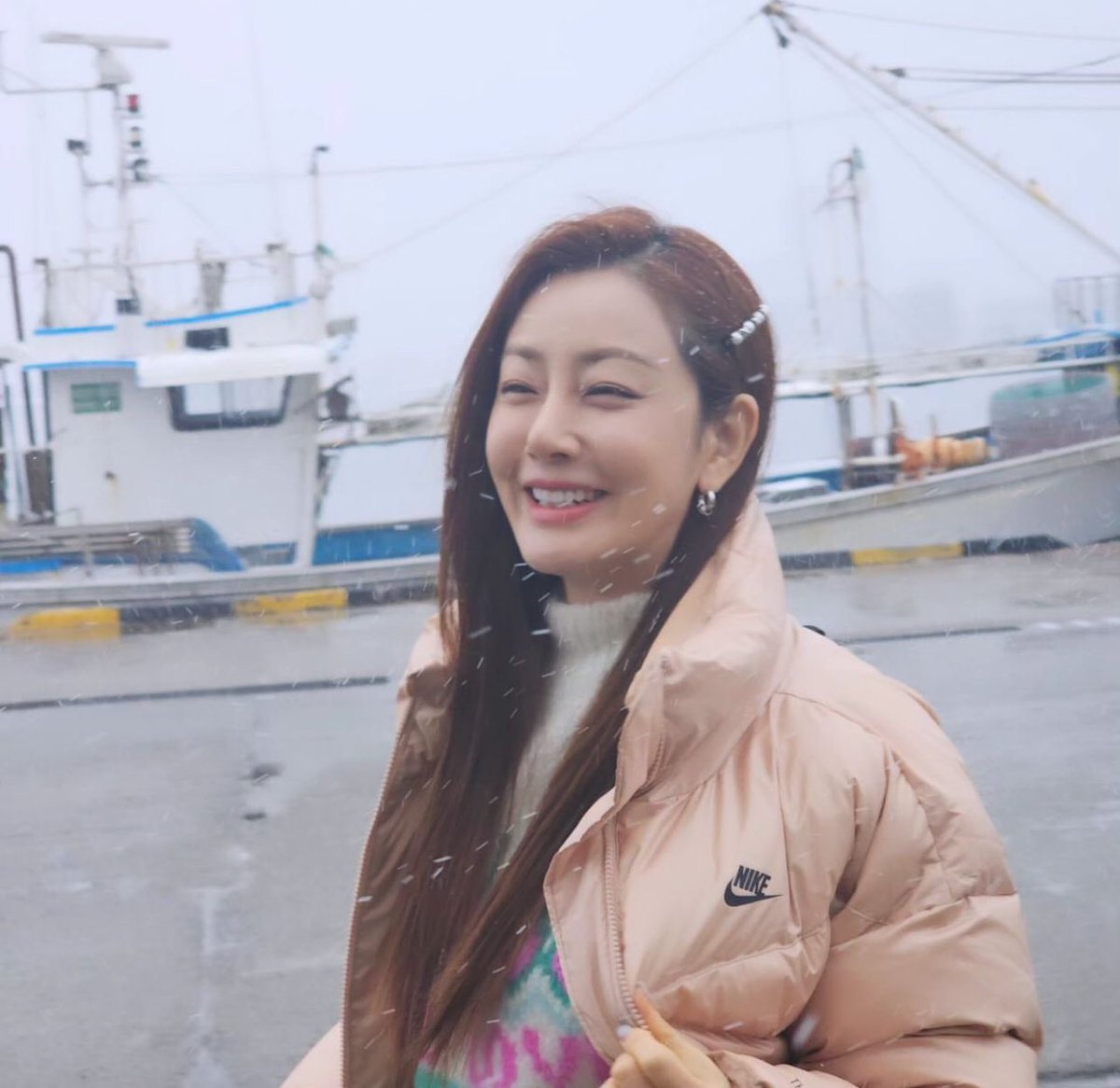 OHnaraTH's tweet photo. 📸 240304 #โอนาราสตราแกรม 

💬 จะคิดถึงฤดูหนาวที่เต็มไปด้วยหิมะ❄️
ตายิ้มก็ด้วย😁

https://t.co/z0oIRHW4B4

#오나라 #OhNaRa #โอนารา https://t.co/YQ5Lp63GdB