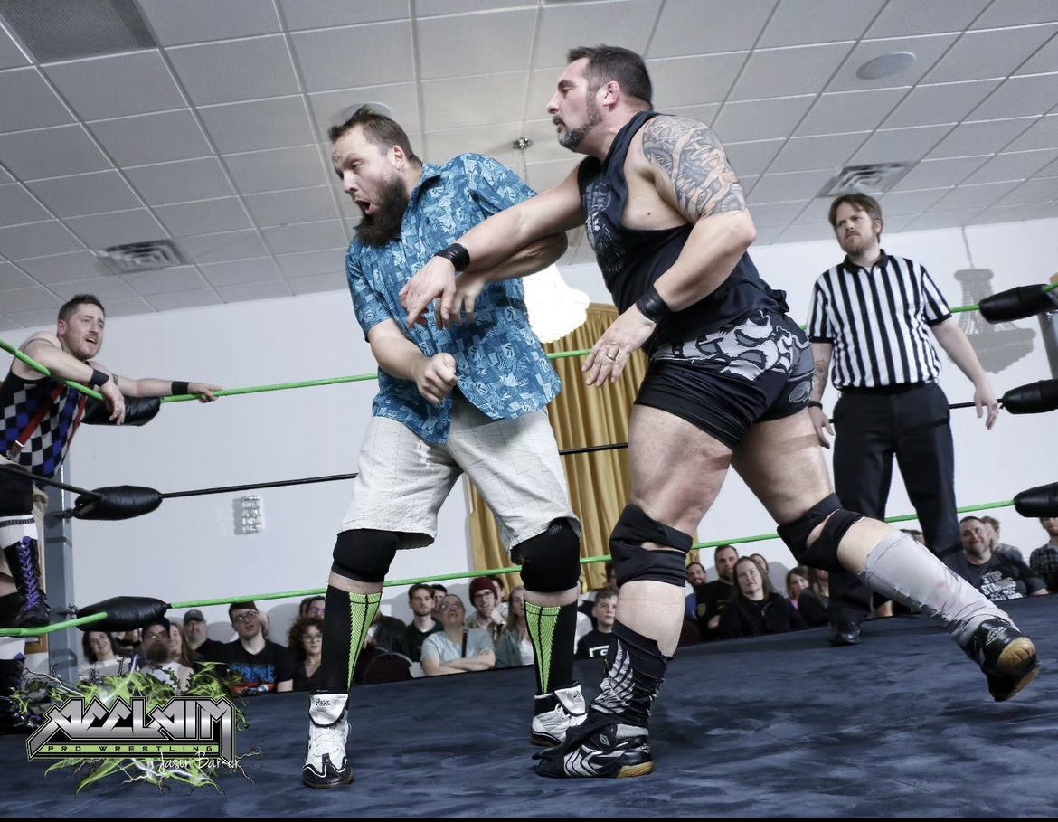 Acclaim_Pro's tweet photo. .@paulyspoiler and @eXeSs_official
#ottawa #myottawa #ottawaevents #wrestling #prowrestling #indiewrestling #ilovewrestling #ontarioindies #canadianindies #canadianwrestling #wwe #aew #tnawrestling #ottawawrestling #apw #acclaimprowrestling #exess #paulyplatinum #klshock https://t.co/eTQerolZrn