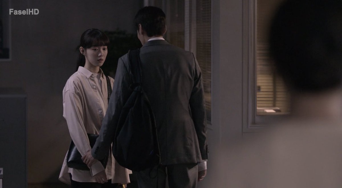 حبيبته السابقه بجيحه خاينته و جايه تتلصق فيه