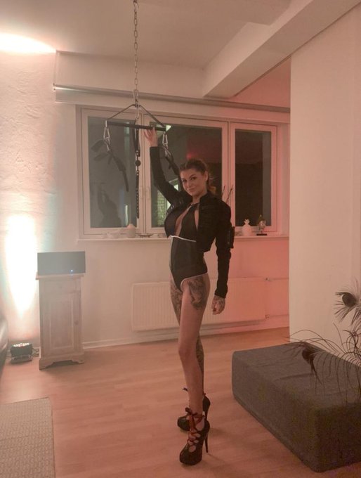 Was f&auml;llt Dir dazu ein? https://t.co/ikwzjd9gww<a href="/tag/video"class="tags"><span>#video</span></a><a href="/tag/blinddate"class="tags"><span>#blinddate</span></a><a href="/tag/notgeil"class="tags"><span>#notgeil</span></a><a href="/tag/datingapp"class="tags"><span>#datingapp</span></a><a href="/tag/verste"class="tags"><span>#verste</span></a>