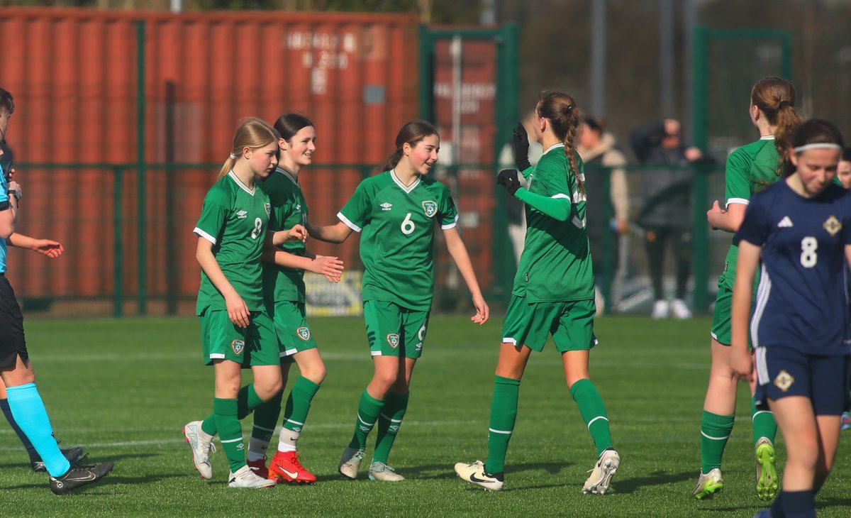 📷 Courtesy of @TenchuSports | @ChrisScottPics ⚽️ @IrishFA vs Republic of Ireland 📍 @newforgesports 👉 facebook.com/media/set/?van…