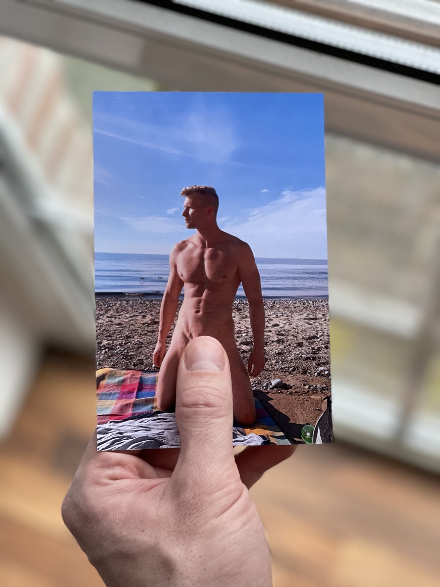 Beach boy available on onlyfans.com/stony #beachboy #hot #nude #huge #muscle