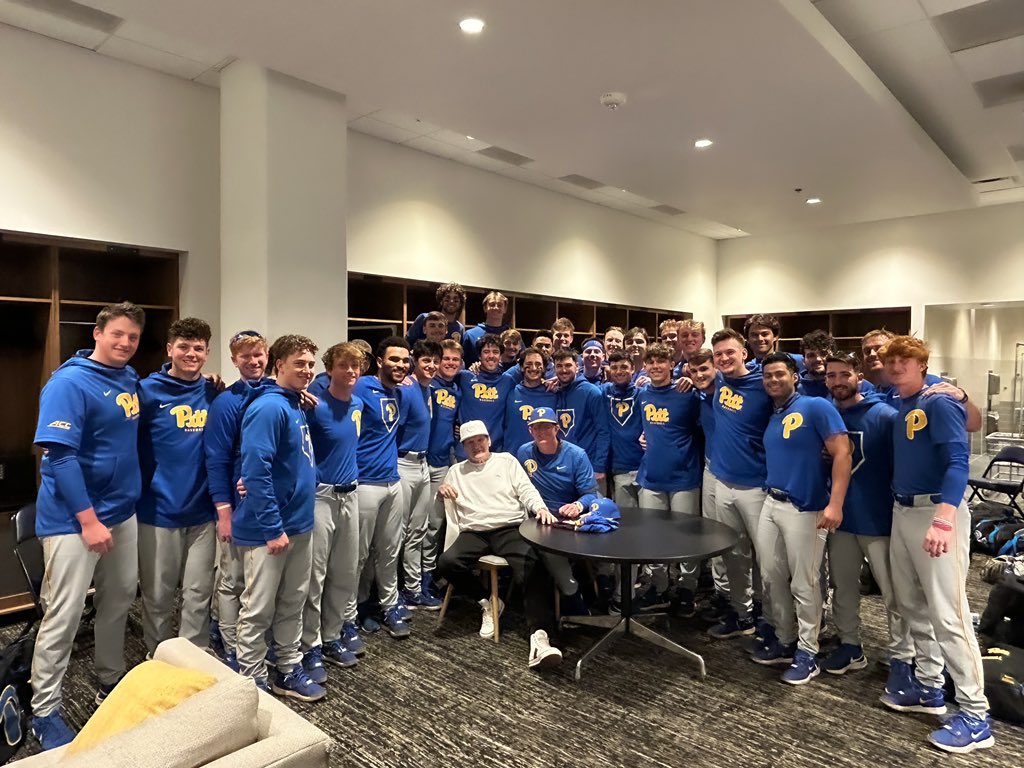 Pitt_BASE's tweet photo. We were honored to have baseball legend Pete Rose, aka “Charlie Hustle”, come and speak with us prior to today’s game. 

#H2P https://t.co/f1mdqS2pdy