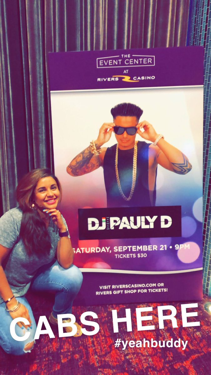 jbabez3's tweet image. Last night was LIT 🔥🔥🔥 finally saw @DJPaulyD LIVE #yeahbuddy plus a throwback from 2019 loll when he was here but tix sold out too fast 😩 #cabsarehere