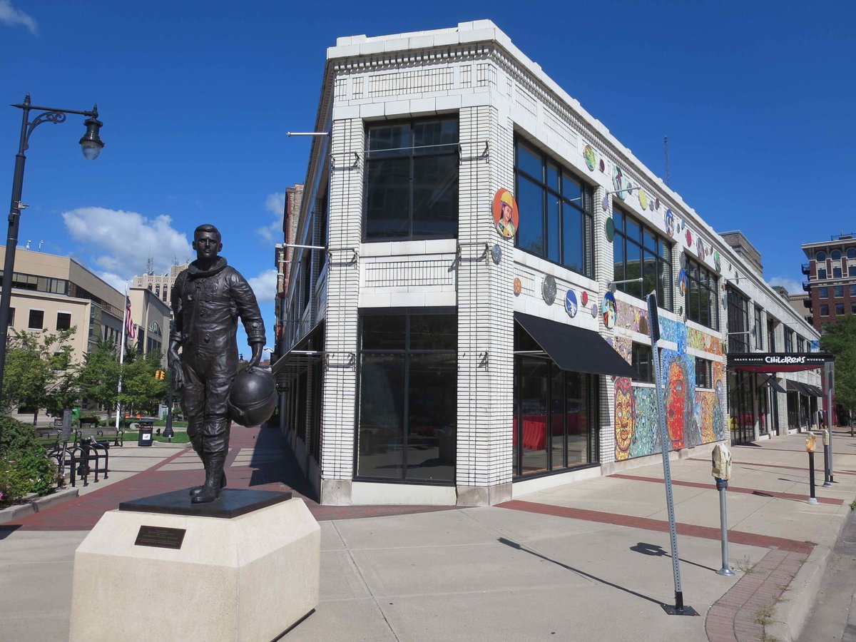 TGLCT's tweet photo. Destination of the Week: Grand Rapids, MI
Grand Rapids Children's Museum
https://t.co/n7UnIWHu8p
#GrandRapids #Michigan #DestinationoftheWeek #GreatLakesCasualTraveler @GRCMuseum https://t.co/KFpaU0JbXv