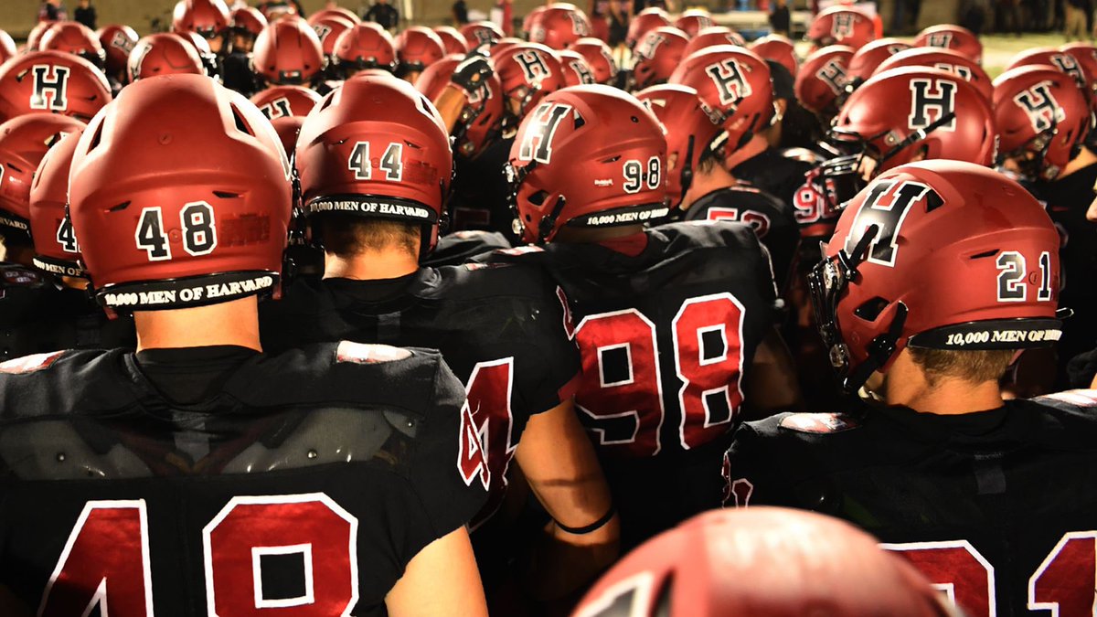 Honored to receive my first Ivy League offer from Harvard University!! @Coach_Aurich @lemont_football @williehayes47 @GPocic @C4eliteJ @AllenTrieu @HSFBscout @LemmingReport