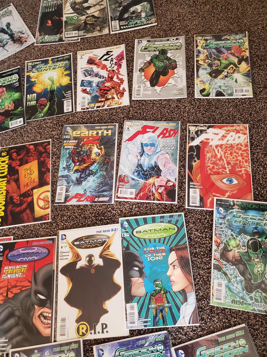 JoeMish3's tweet image. I had cancer,4 years ago,we lost our house
I was so angry,upset and felt like life was over I threw away alot of things that mattered. Like two full bins of comics without mylars and then stopped and saved the rest and put them in storage for 4 years
I got them out
A thread...