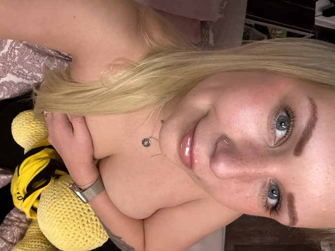 Ich hab hier was f&uuml;r dich 🥰💦🍆https://t.co/6FgjcRjXeX https://t.co/wDrkvOl8vd<a href="/tag/telegram"class="tags"><span>#telegram</span></a><a href="/tag/schreibmitmir"class="tags"><span>#schreibmitmir</span></a>