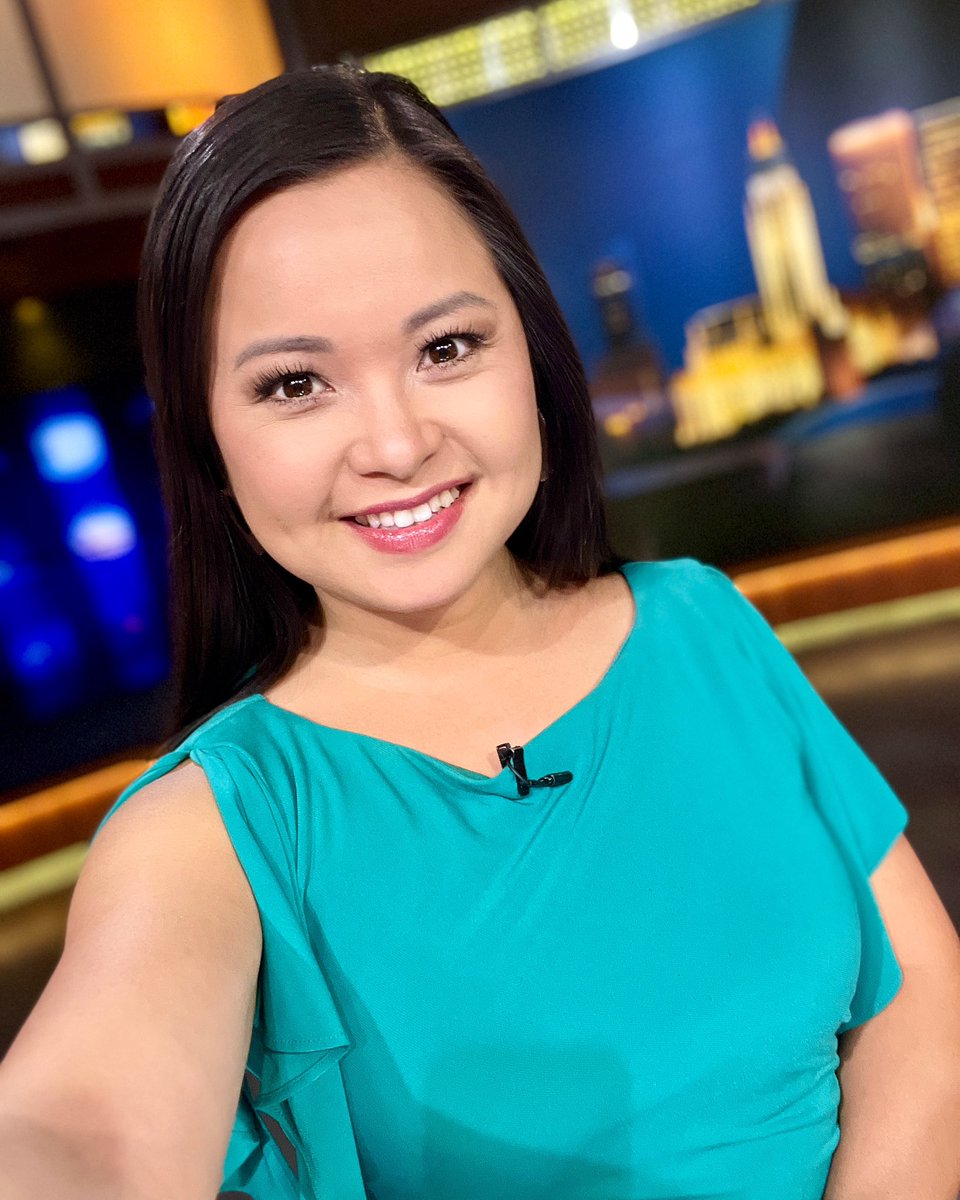 ChinhDoan's tweet photo. Watching TV news is how I learned English when I moved to the U.S. as a refugee from Vietnam. 

It’s how my love for journalism grew &amp; why I always wanted to become a journalist.

I bought this dress for my first TV job 12 years ago. 

Grateful to work in my home state.  @NewsOn6 https://t.co/pF49zc90mB