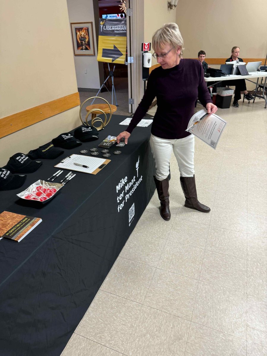 miketermaat_'s tweet image. Campaign stud Lemichael Wilson representing our team in Nebraska! @TNGovernor2026 @LPNebraska 
#GoldNewDeal