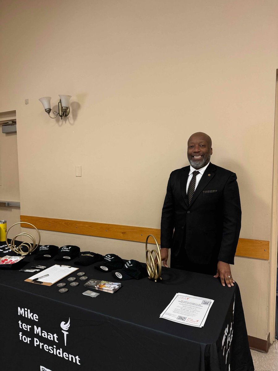 miketermaat_'s tweet image. Campaign stud Lemichael Wilson representing our team in Nebraska! @TNGovernor2026 @LPNebraska 
#GoldNewDeal