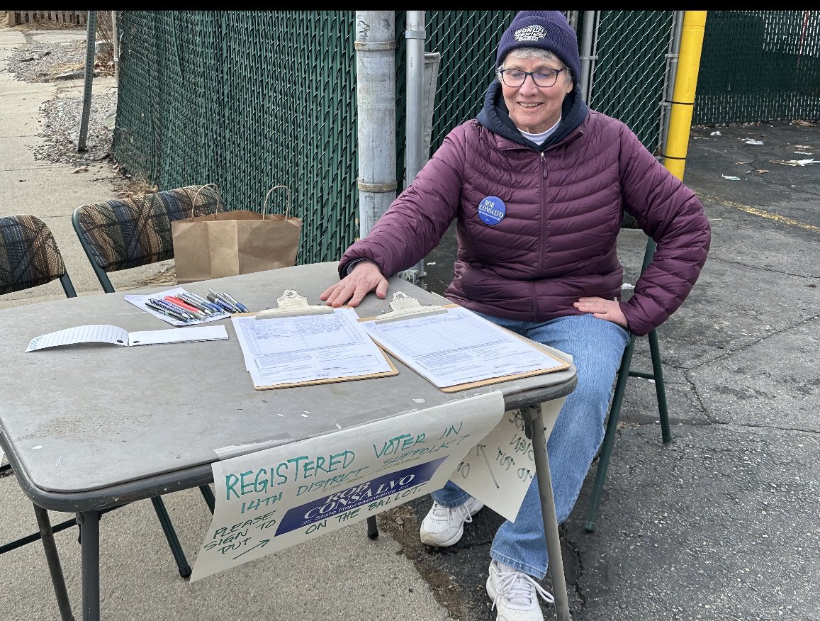 So many thanks to great friends in #Roslindale for getting signatures today for me! So proud to have your support! #experience #publicservice