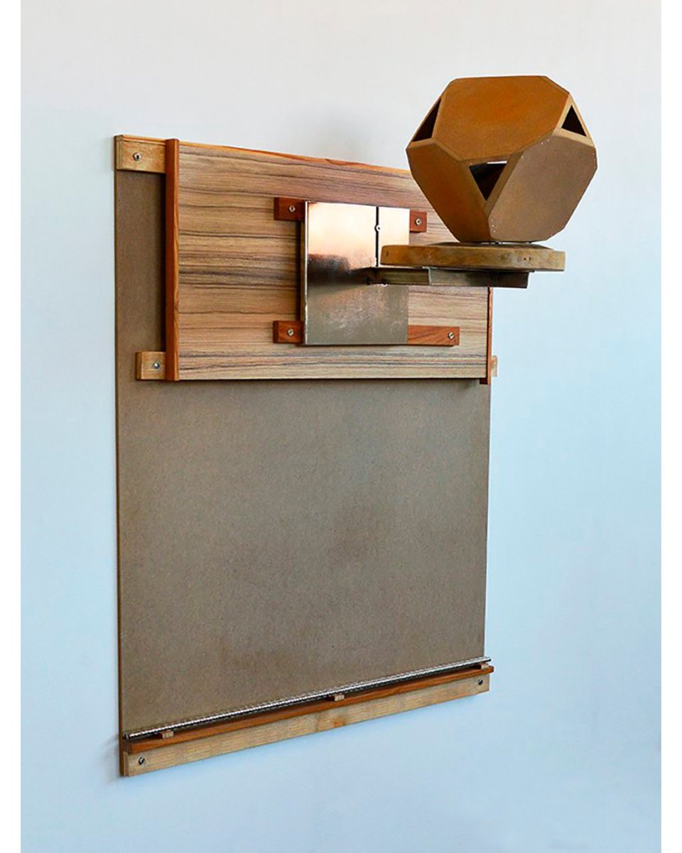 Fernando Sinaga en <a href="/FeriaArco/">Feria ARCO</a>.

En la imagen:
Fernando Sinaga
Orden involuntario. Obra única, 2013
Madera de teca, chopo, olmo, DM, conglomerado laminado, tetracero y hierro niquelado
121.1 x 89.5 x 52.5 cm

📍 STAND 7A07, IFEMA

📅 6 - 10 Marzo 2024

🕐 12h - 20h

#FeriaARCO