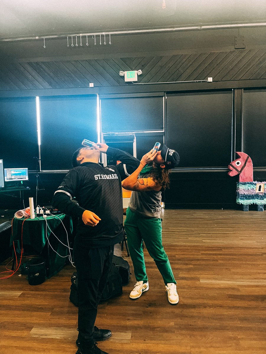 vibes r correct now… 🏆🤮

LOSER RUN CONTINUES @Premier_Circuit x <a href="/SZNDSPITONS/">S͟Z͟N͟D͟ S͟P͟I͟T͟ O͟N͟S͟ 🤮</a> MAJOR 1!!

shoutout <a href="/DommerzCOD/">Dommerz</a> 🐐 🍹
