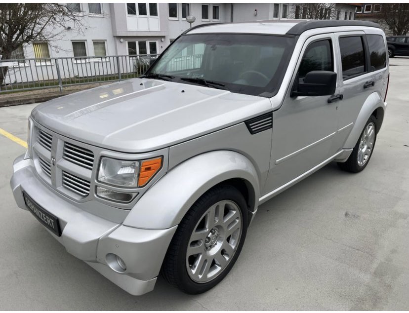 SecurityDriver1's tweet image. Une récente acquisition s&apos;ajoute à la flotte de location de véhicules avec chauffeurs de la société de transport sécurisé My Company Service.

Il s&apos;agit d&apos;un Dodge Nitro R/T, blindé au niveau B6, avec seulement 32000 km au compteur.

MY COMPANY SERVICE : mycompanyservice.net