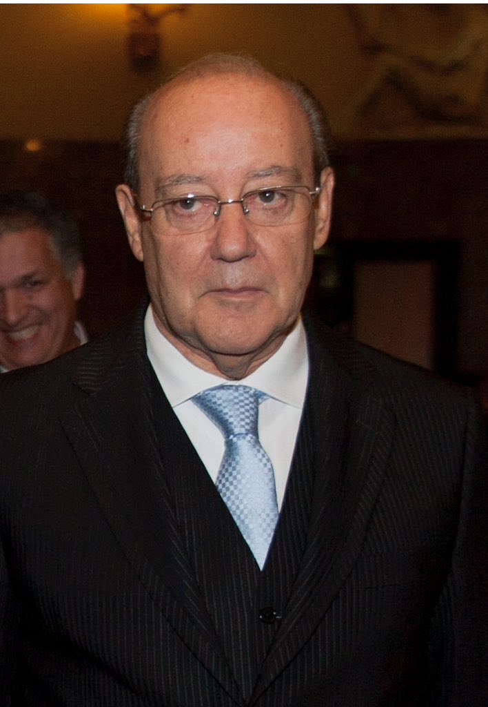 insoniascarvao's tweet photo. Esta vitória do Porto tem uma cara. Sou do Benfica mas tenho de admitir. Com Pinto da Costa, o Porto será sempre mais forte. https://t.co/kzgTEoaHVN