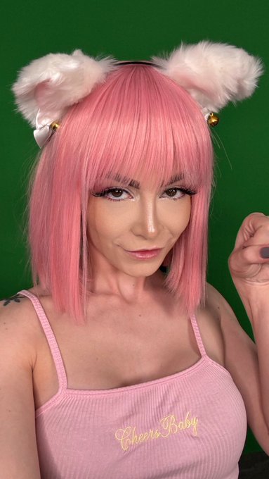 Nya! https://t.co/8lZcqhJ3OC