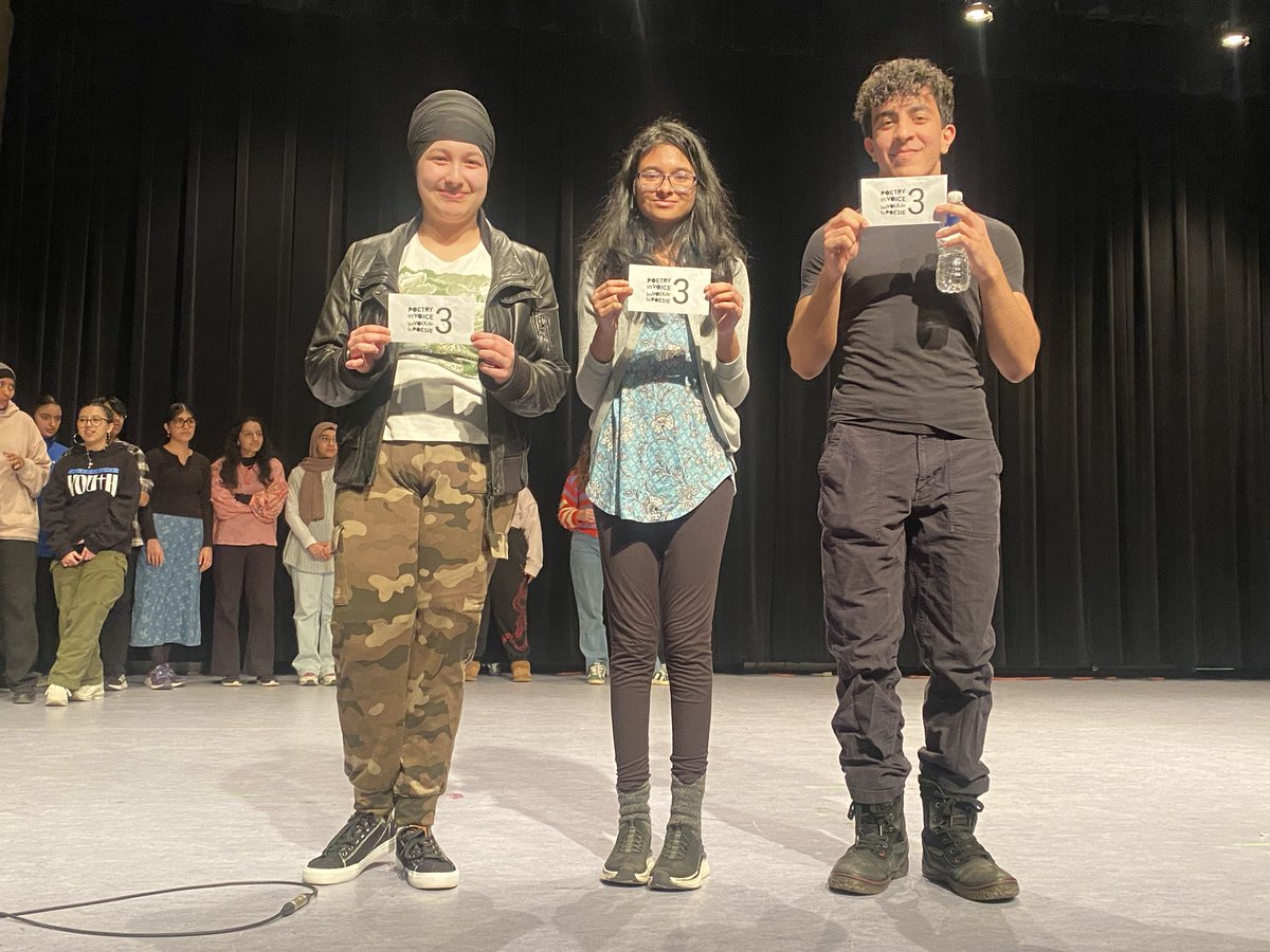 Congratulations to our Poetry in Voice English Team for placing 3rd at the Team Regionals last Friday, held at Etobicoke Collegiate Institute! We are so proud of your captivating performances - this recognition is well earned! Long live poetry!