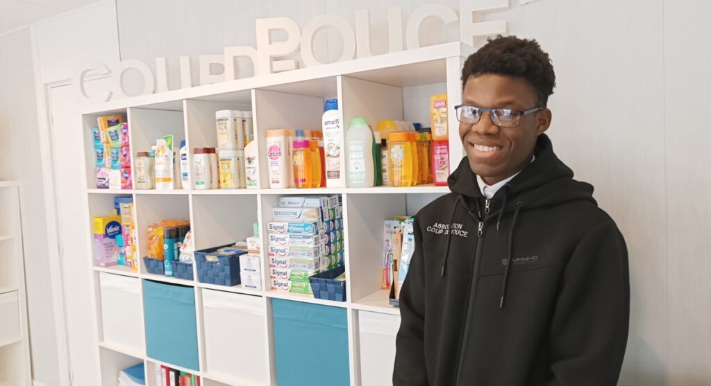 BasseCourFr's tweet image. &quot;Une initiative louable de l&apos;association Coup de pouce avec l&apos;ouverture d&apos;une épicerie gratuite pour les étudiants de Brest et Plouzané. Bravo pour cette solidarité ! #CoupDePouce #Brest #Plouzané&quot;