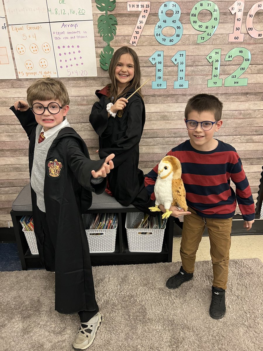 ClassWithMissK's tweet image. Read Across America Week! Can you tell who our favorite book characters are? 📚