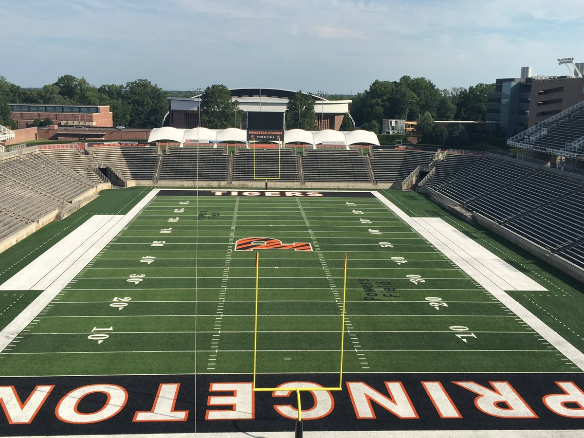 Another great virtual meeting with @CoachBobSurace and @PrincetonFTBL ! Appreciate the invite and looking forward to getting up to campus in the spring.