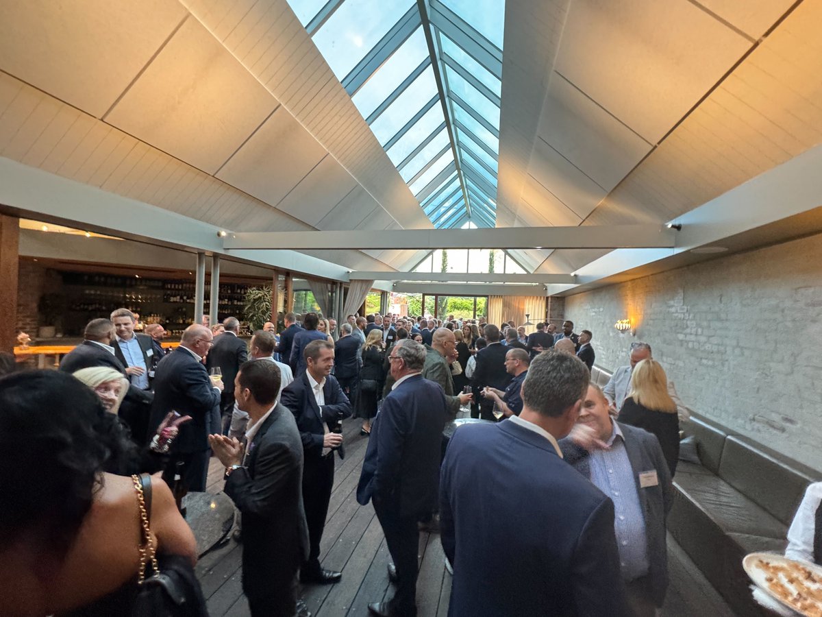 Our CEO, Josh Cairns, had the pleasure of attending the Carlton IN Business Leaders of Industry event last week at Half Acre. It was a great night of networking and we're looking forward to more CIB events in 2024💡

#networking #aiinbusiness #saas #carltoninbusiness