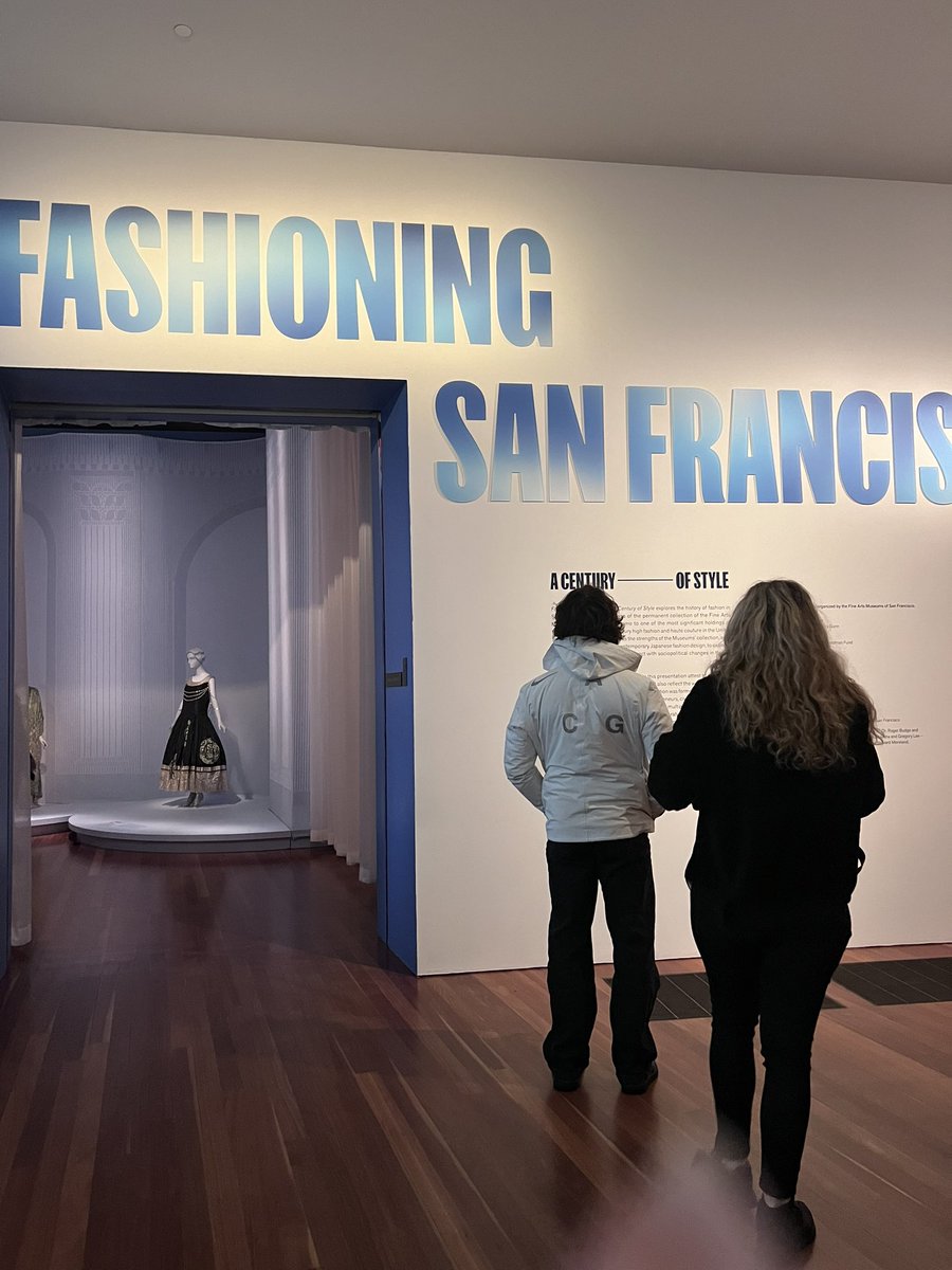 Quick SF trip to see Cooper & Hia: Caught cool fashion exhibition at de young museum, ate Burmese, drinks at a cool library-like bar, Clio’s, in Oakland and lots of walking thru Pac Heights. #fashion #deyoungmuseum #burmasuperstar #clios @BurmaSuperstar @deyoungmuseum