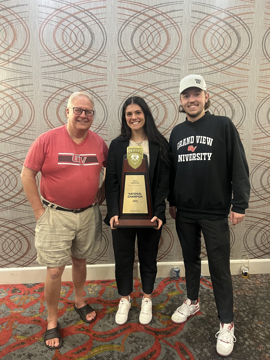 Congratulations to Natalie Rigatuso SID of Grand View University along with Kirby Daniel and Doug Wells on winning the 2024 NAIA Men's Wrestling National Championship! #NAIA #SIDs #NAIASIDA #wrestling