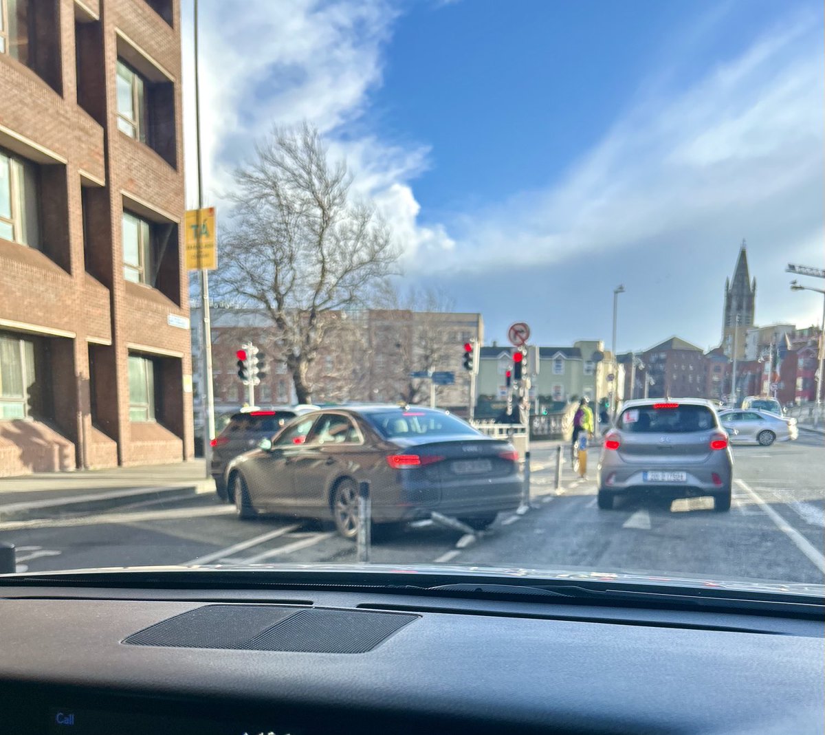 ⁦<a href="/BobFlavin/">Bob Flavin</a>⁩ I always wondered how traffic wands got damaged and now I know. This driver simply drove over one to change lanes on quays.