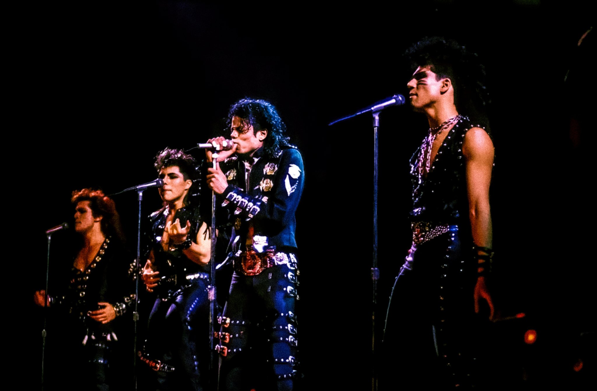 LArcDAY / L'Arc-en-Ciel WORLD TOUR 2012 LIVE at MADISON