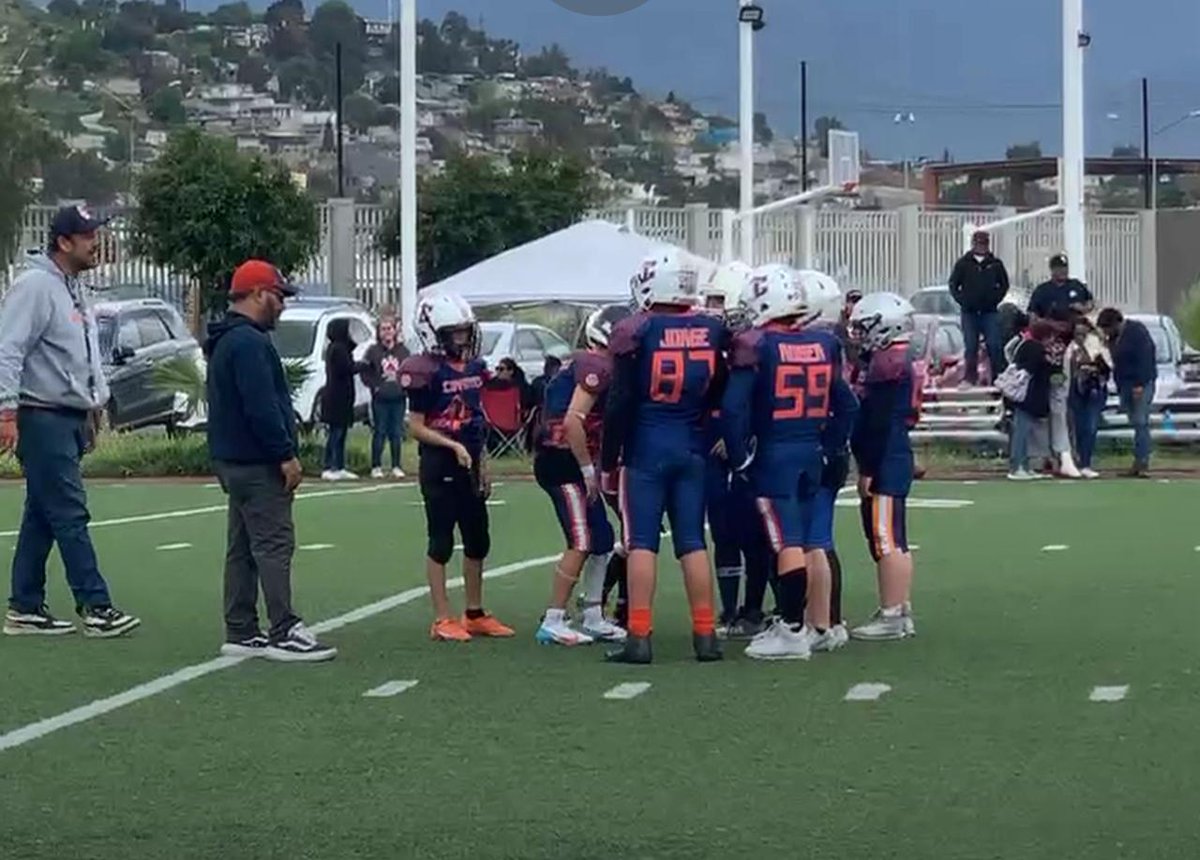 Gana Coyotes <a href="/XochicalcoTijua/">XochicalcoTijuana</a> su segundo encuentro de pretemporada en Infantil Menor <a href="/BcOefa/">OEFA Baja California</a> A dos semanas del arranque. <a href="/frayre71/">Cesar_Frayre71</a> <a href="/Angelgc77/">Angel Gómez</a> <a href="/amorenoams/">Arlene Moreno</a> <a href="/Tercer_Cuarto/">Tercer Cuarto</a> <a href="/HcLicona/">HC Ricardo Licona</a>