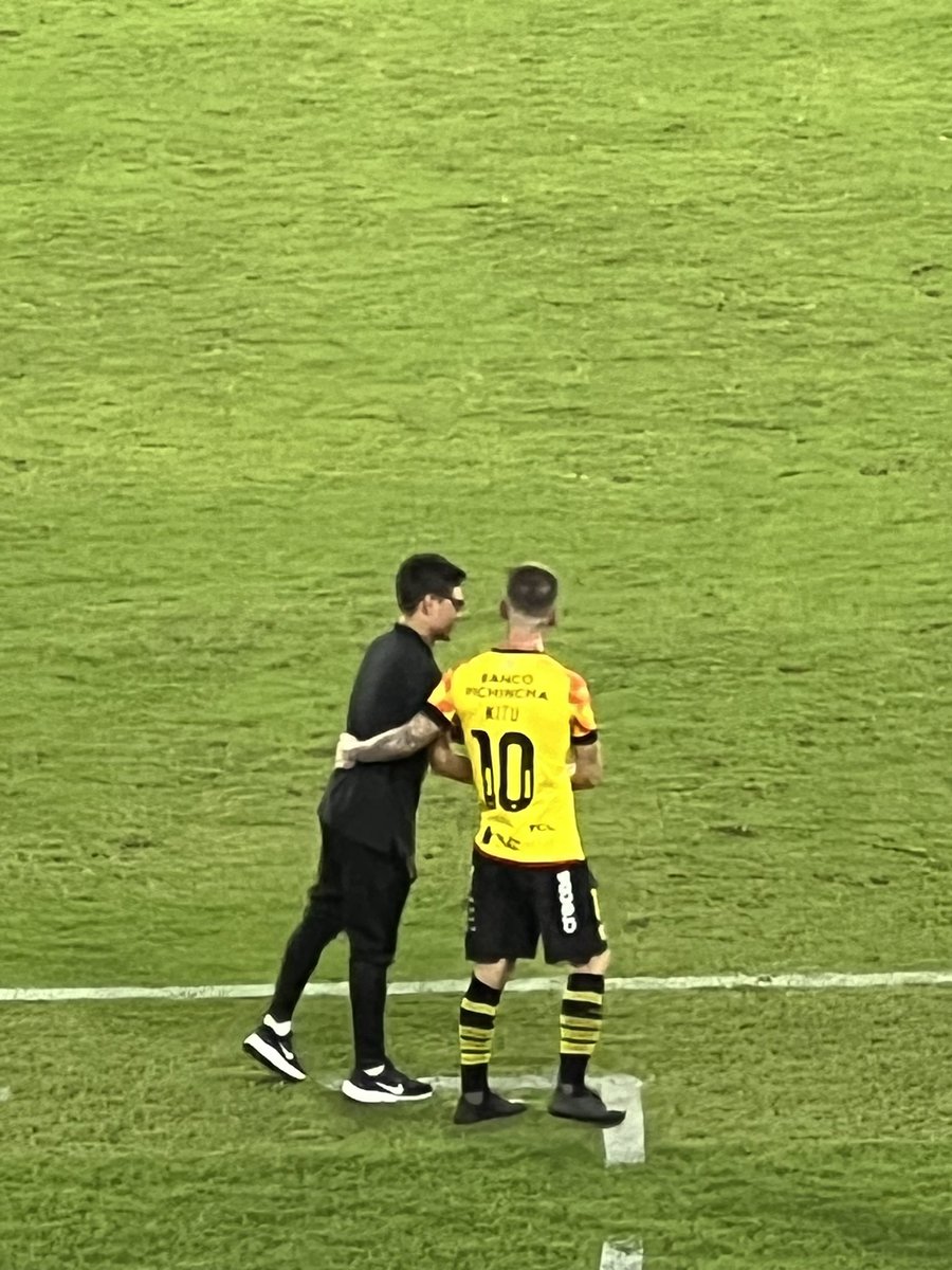 BarceMan's tweet photo. Gracias por los 3 puntos Joe, ahora si, gánale a todos. https://t.co/QA1Ve7GTS3