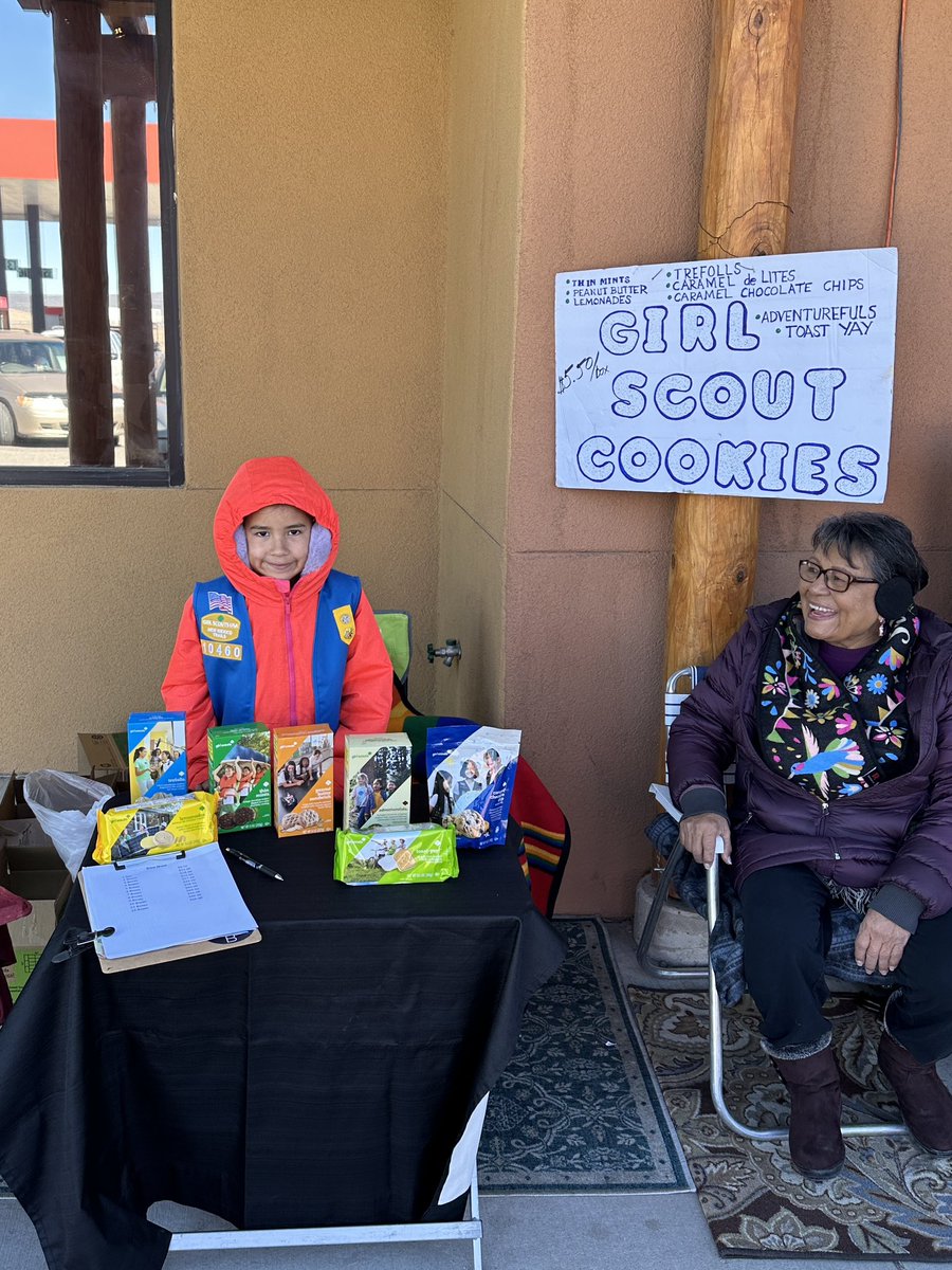 Great to see my daughter out in the cold with her grandma supporting her troop! U can never have too many GirlScoutCookies! #ILoveThinMints digitalcookie.girlscouts.org/scout/paloma21…
