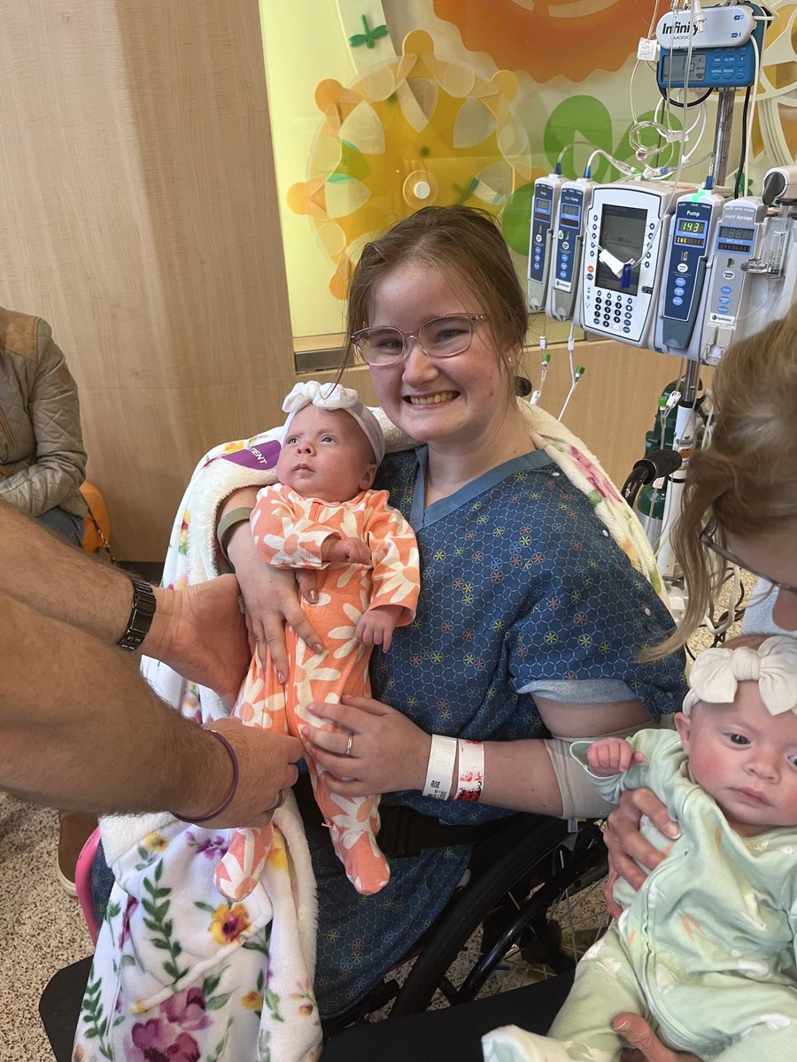 Lamarpastor's tweet photo. A great weekend!! after 40 days Elley got to see the rest of her cousins!! #elleysHope Keep Praying !! https://t.co/acOUIlDBtQ