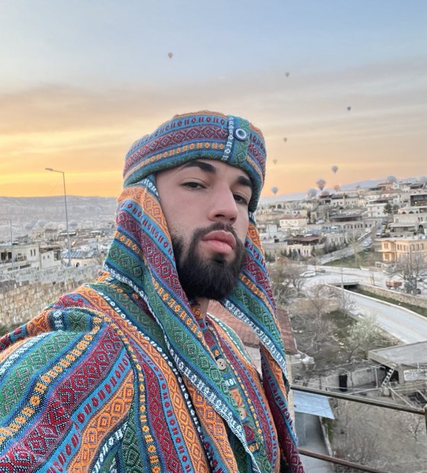 Gus’s pics and videos